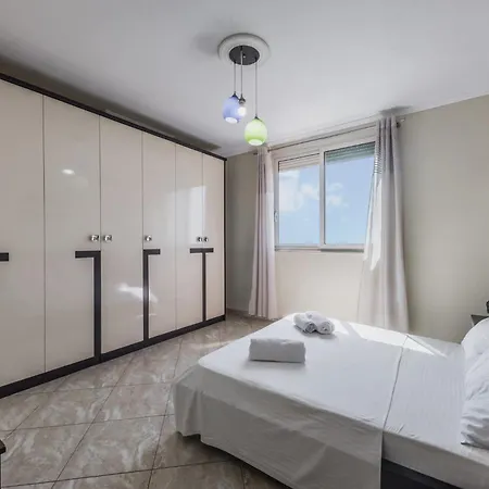 Three Bedroom Romantic Promenade Durres