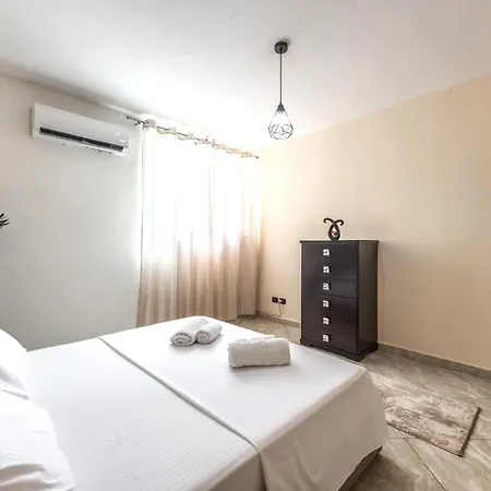 Three Bedroom Romantic Promenade Apartment Durres