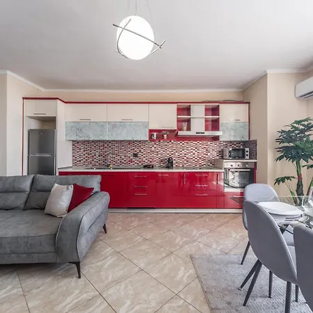 Three Bedroom Romantic Promenade Durres