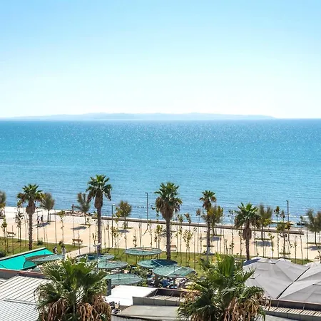 Three Bedroom Romantic Promenade Apartment
